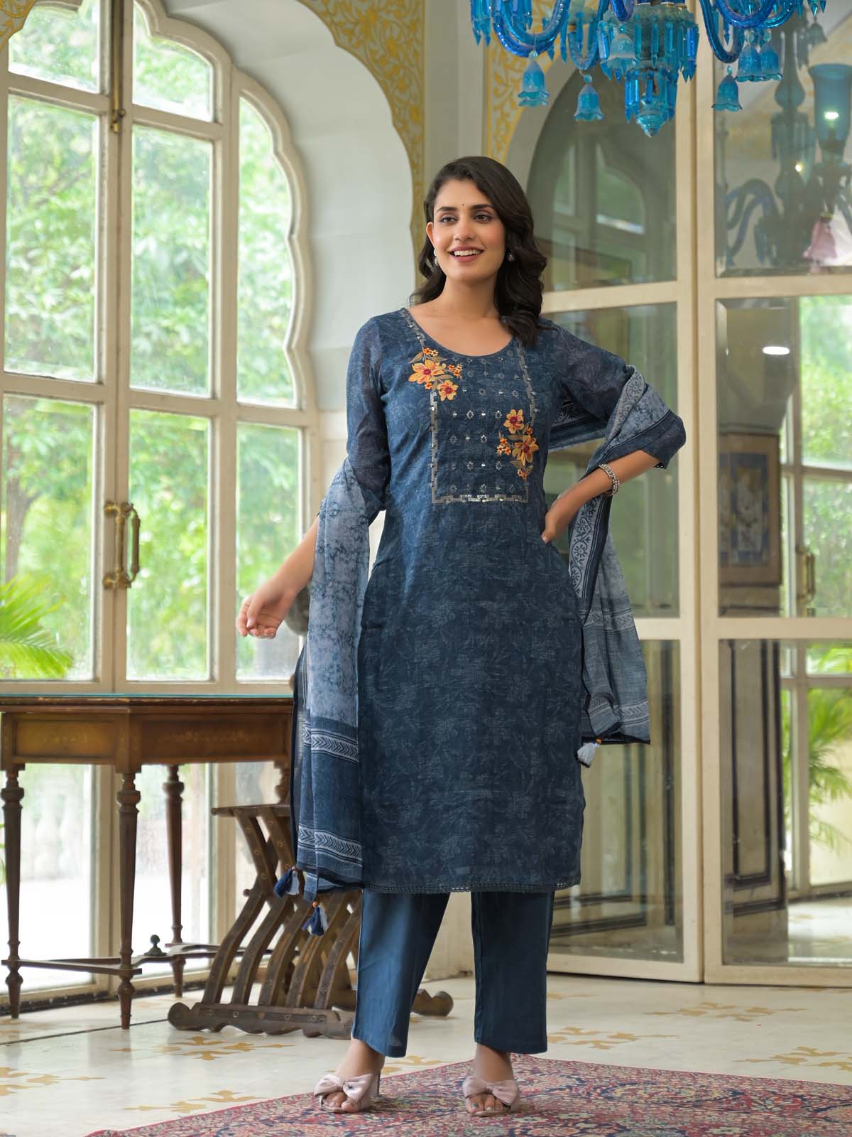 Label Khoj Women Lilen kurta, trouser and dupptta set