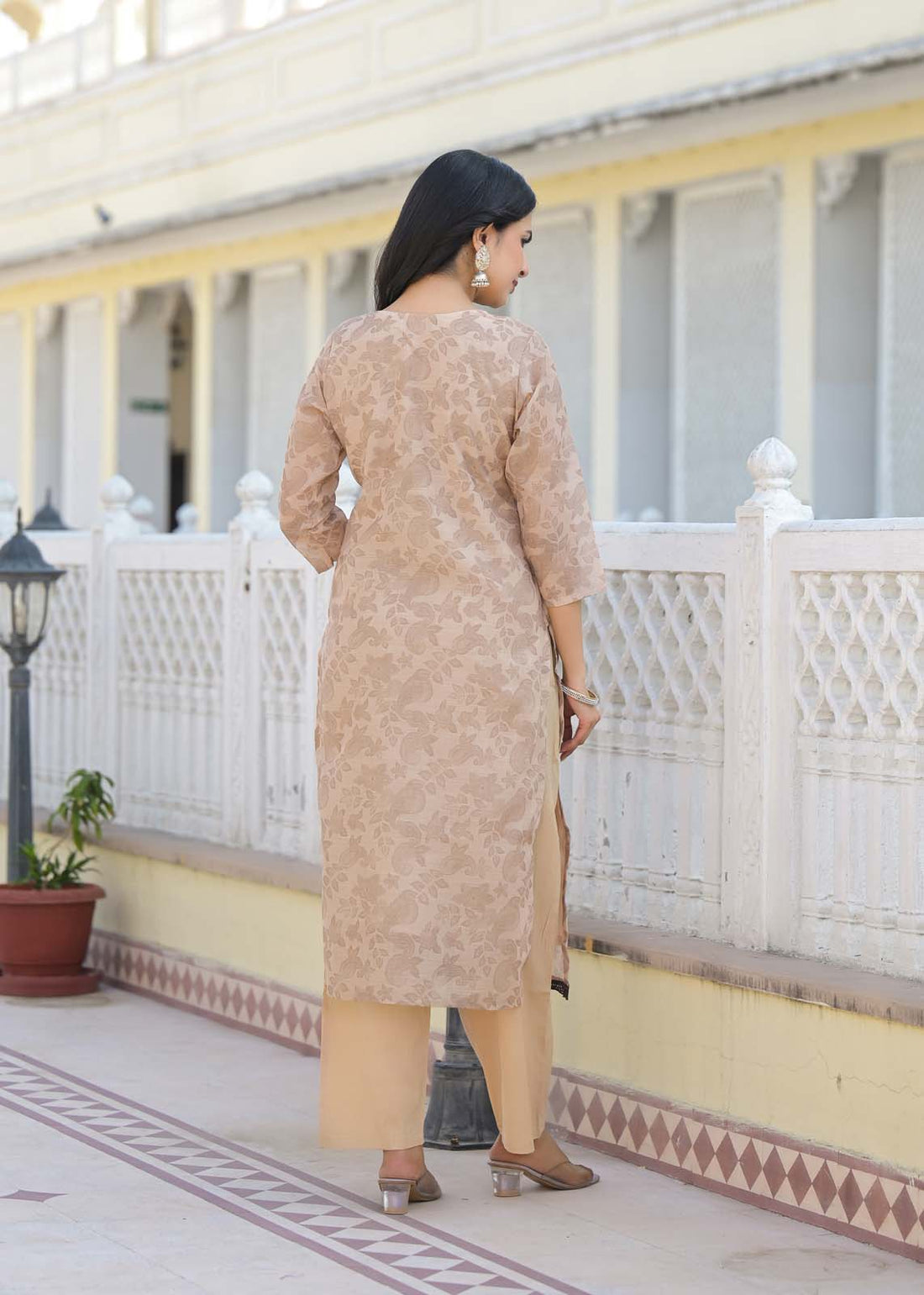 Label Khoj Women Lilen kurta, trouser and dupptta set