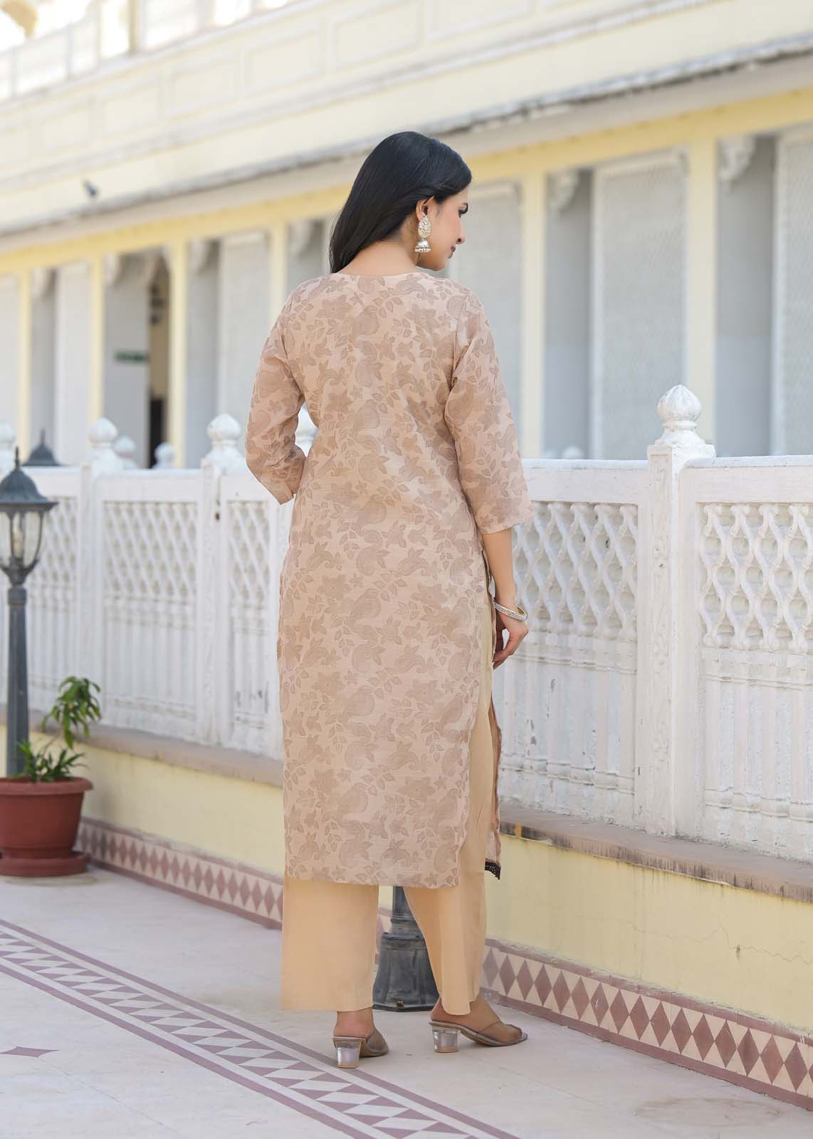 Label Khoj Women Lilen kurta, trouser and dupptta set