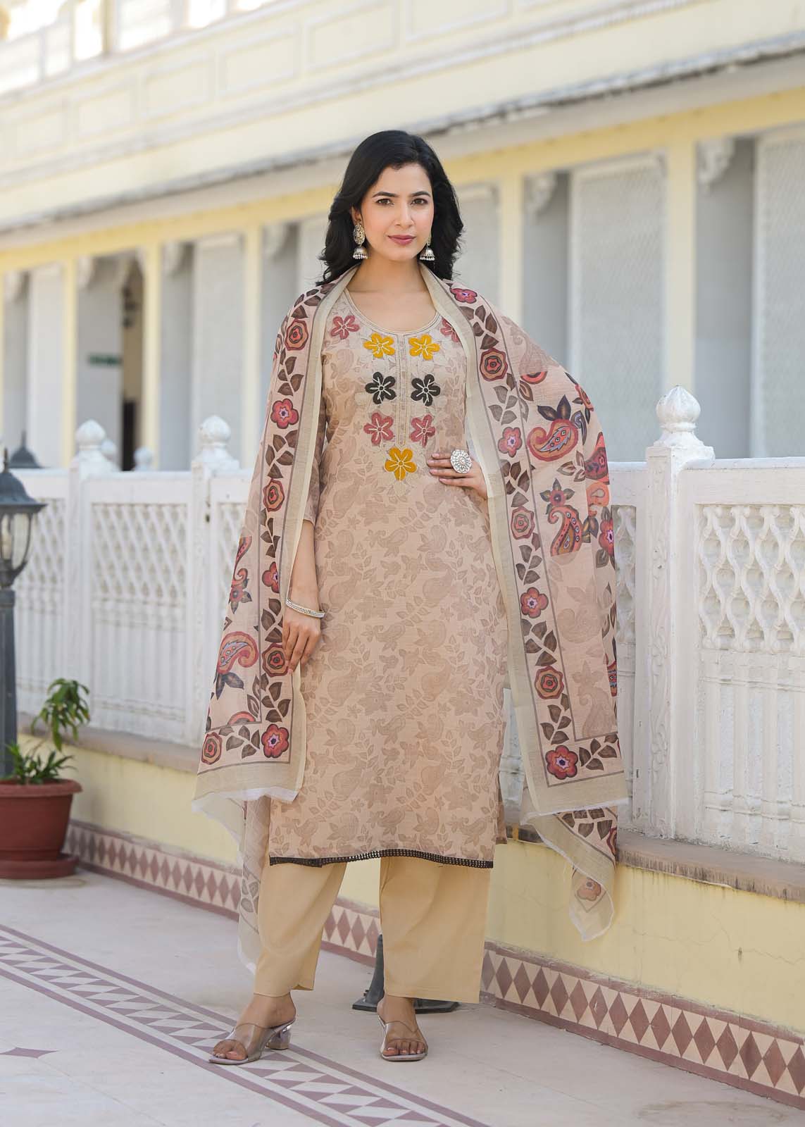 Label Khoj Women Lilen kurta, trouser and dupptta set