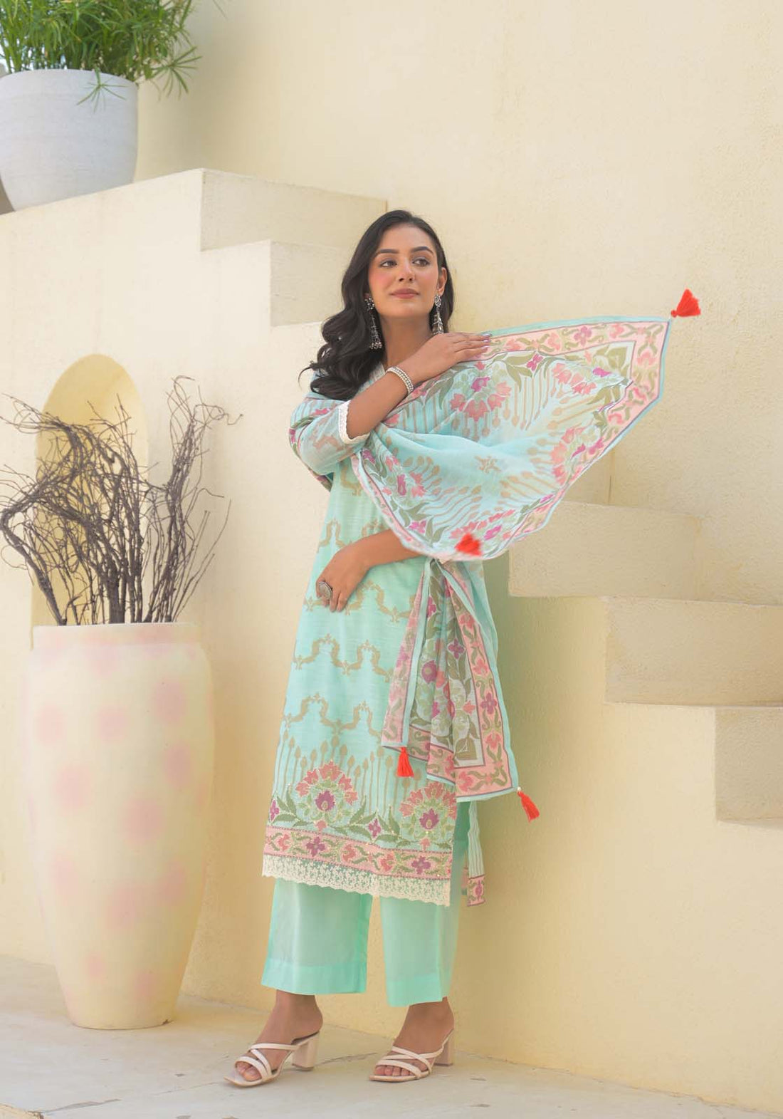 Label Khoj Women Lilen kurta, trouser and dupptta set