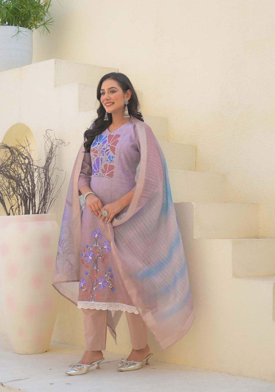 Label Khoj Women Lilen kurta, trouser and dupptta set
