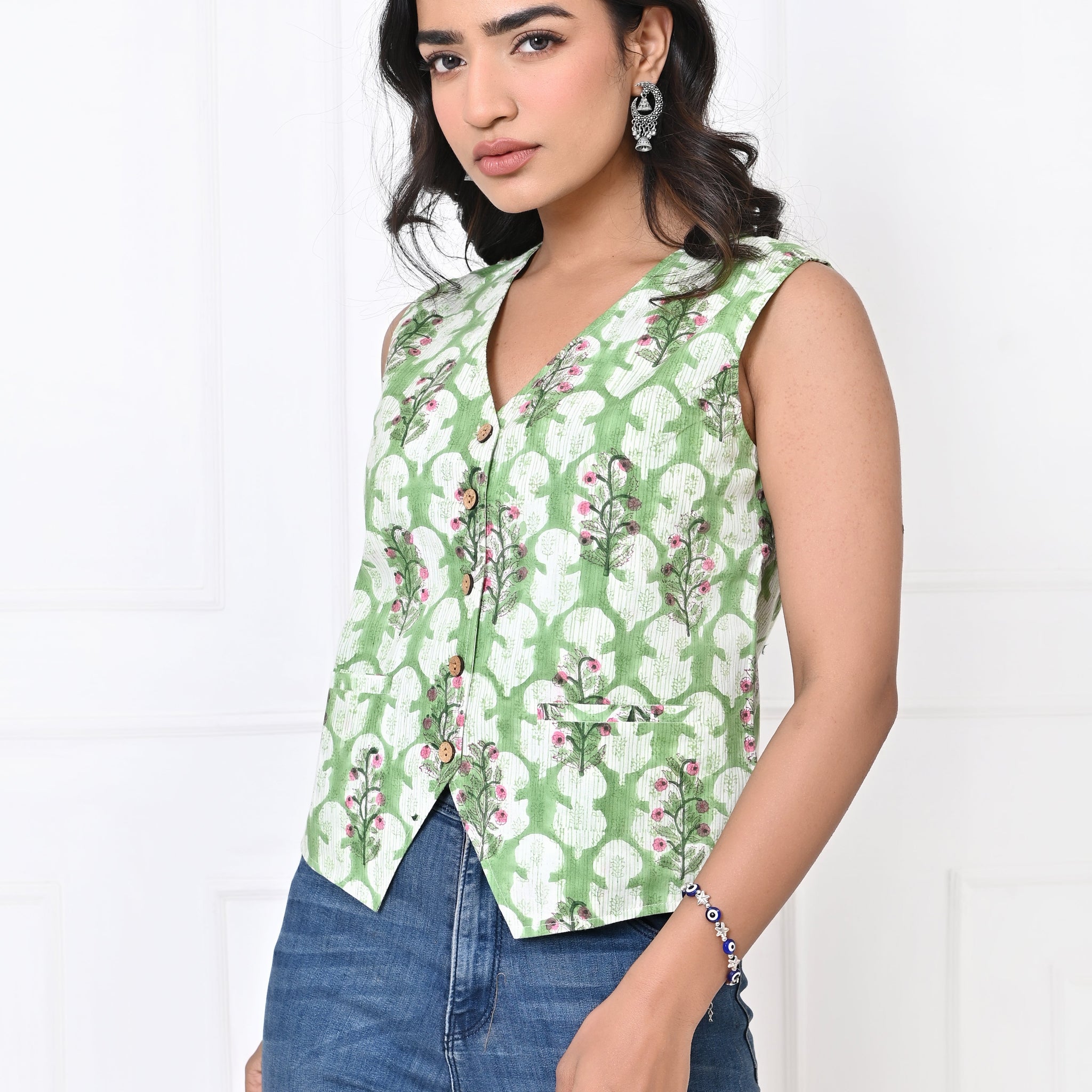 Green And Pink Koti
