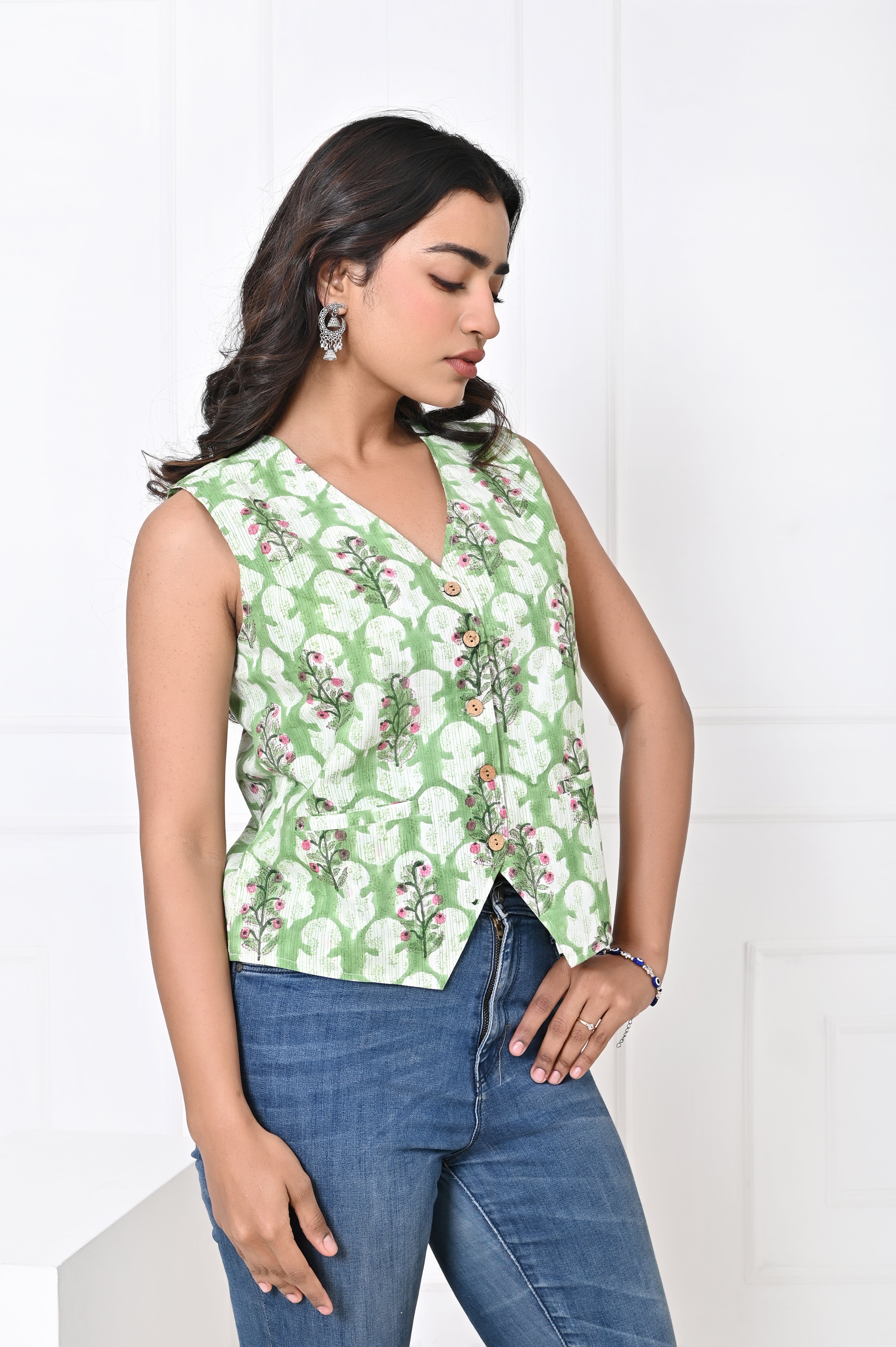 Green And Pink Koti
