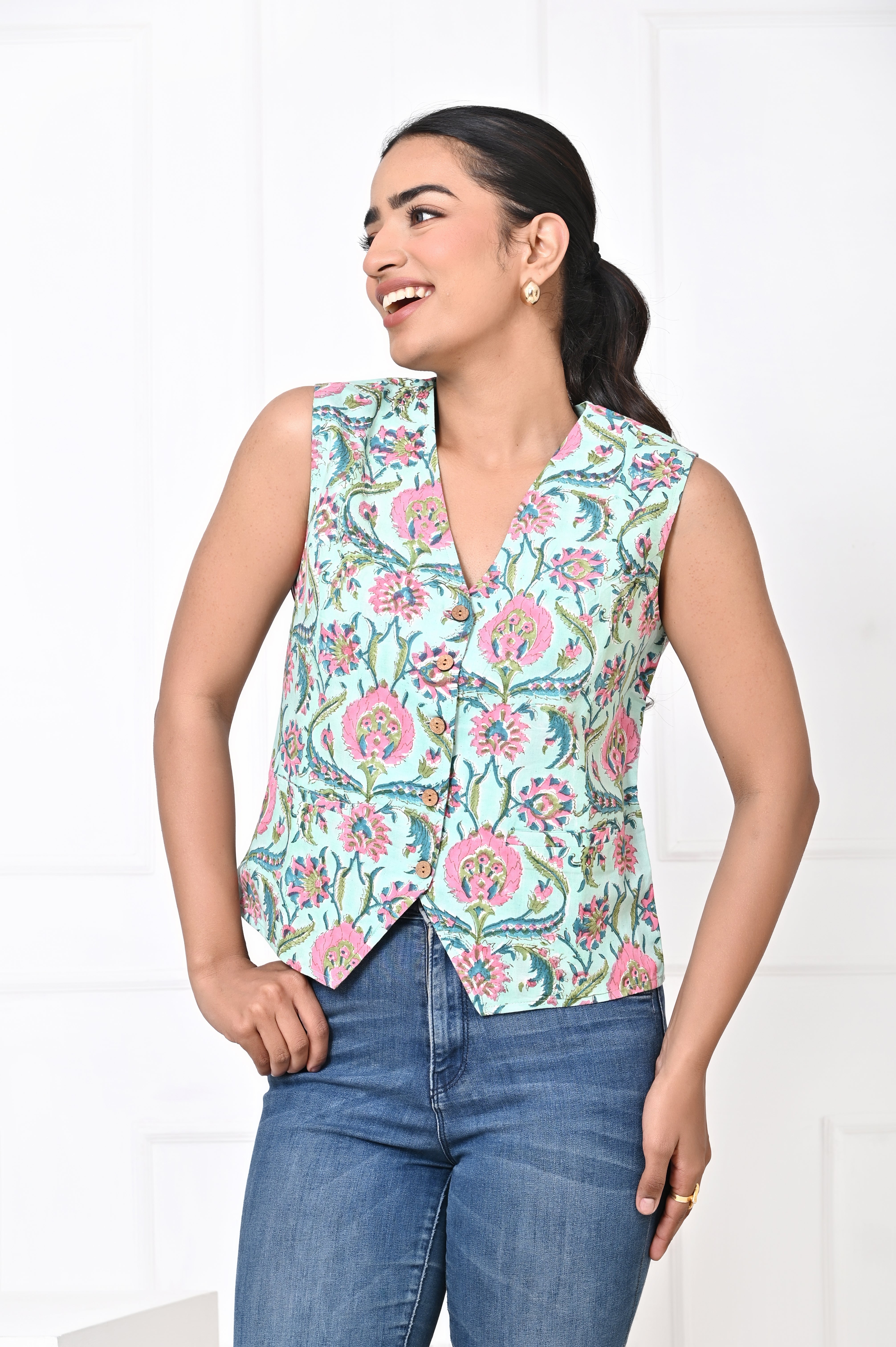 Sea Green and Pink Koti