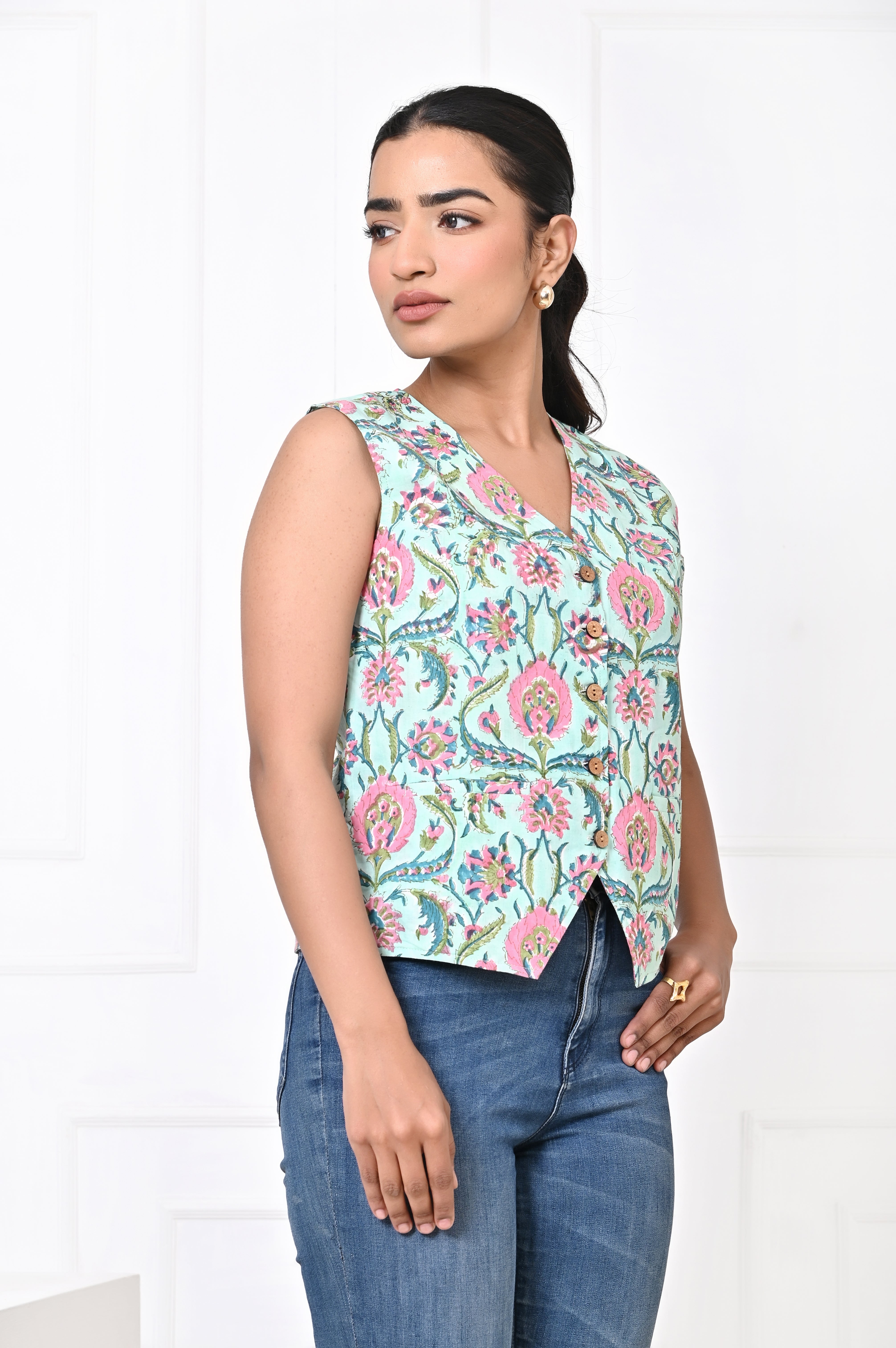 Sea Green and Pink Koti