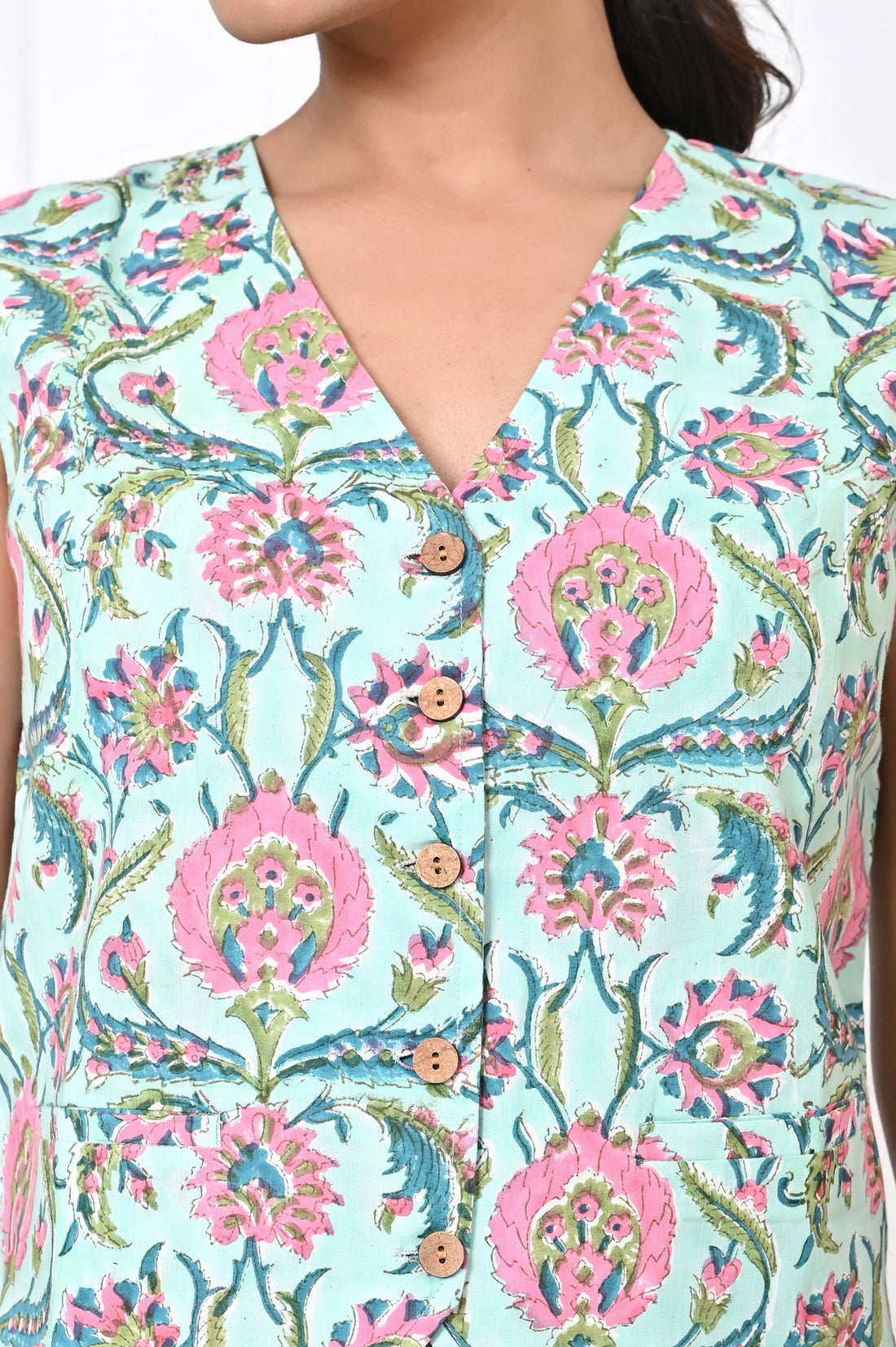 Sea Green and Pink Koti