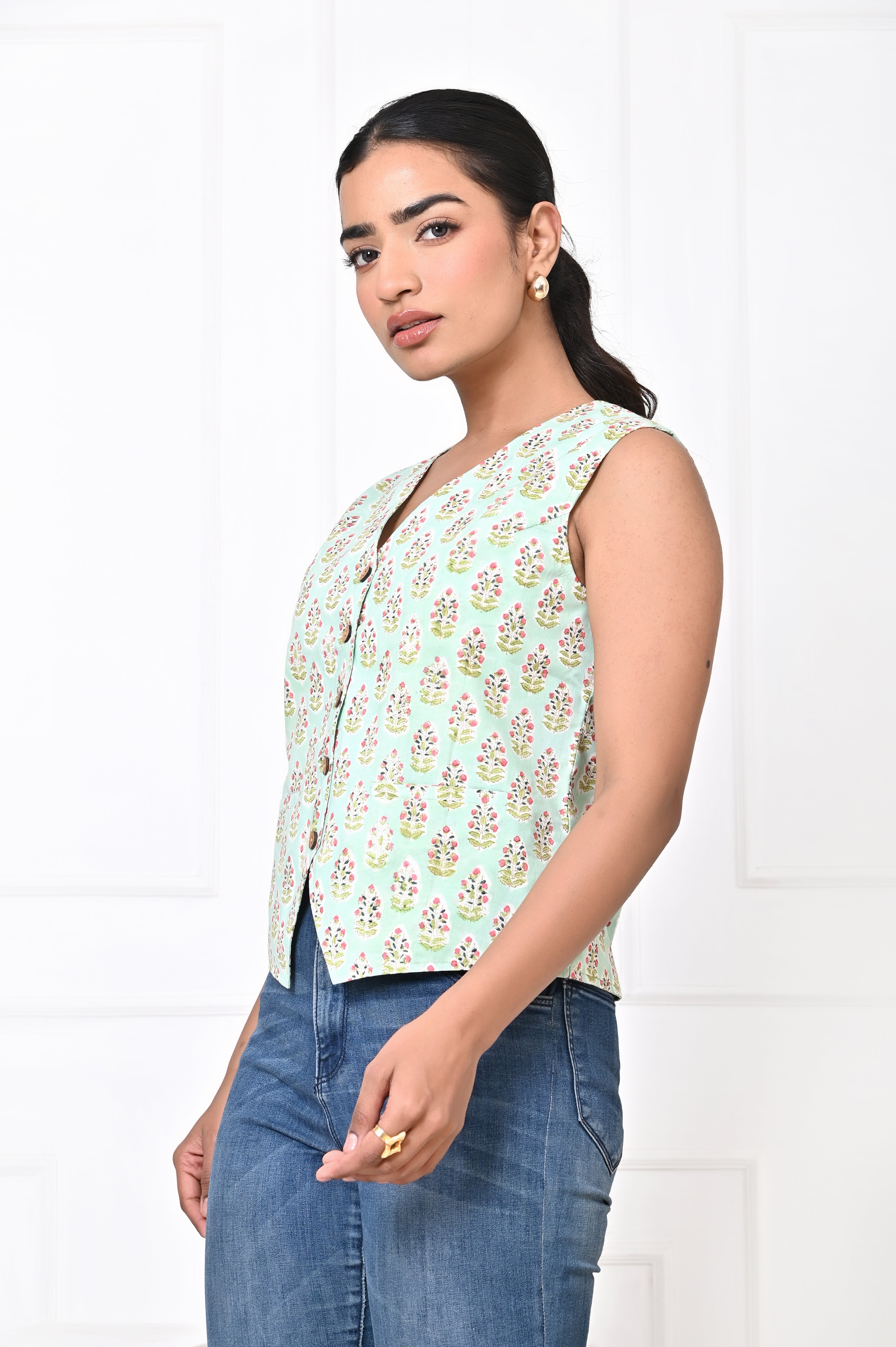 Green and Pink Koti