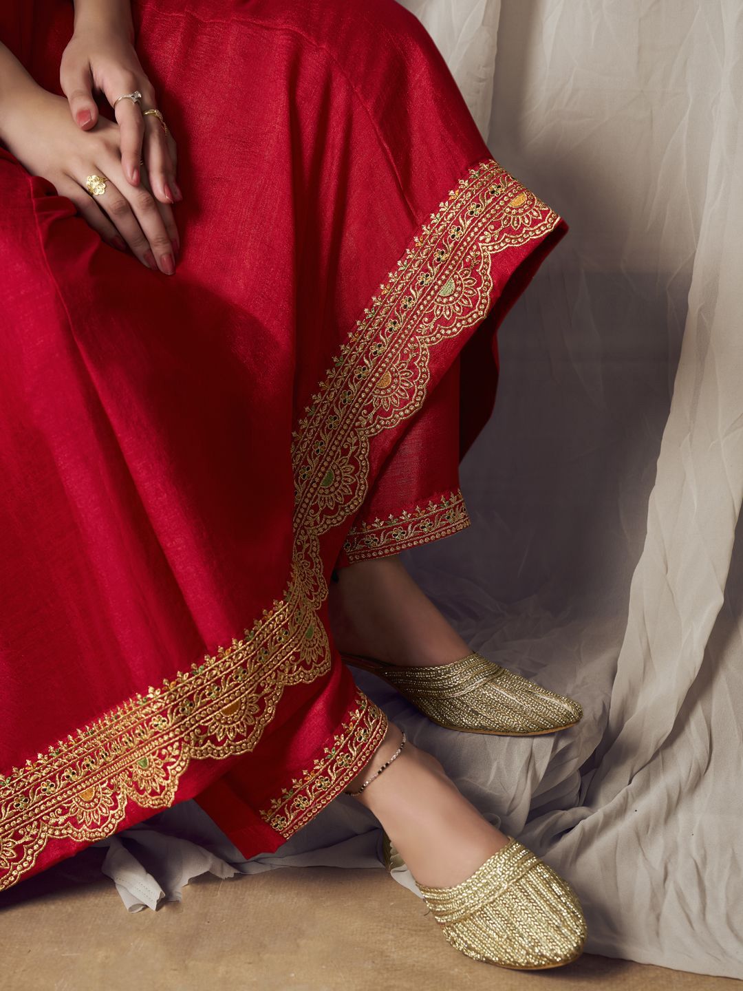 Label khoj Beautiful Anarkali kurta With Pant and Dupatta Set red Color