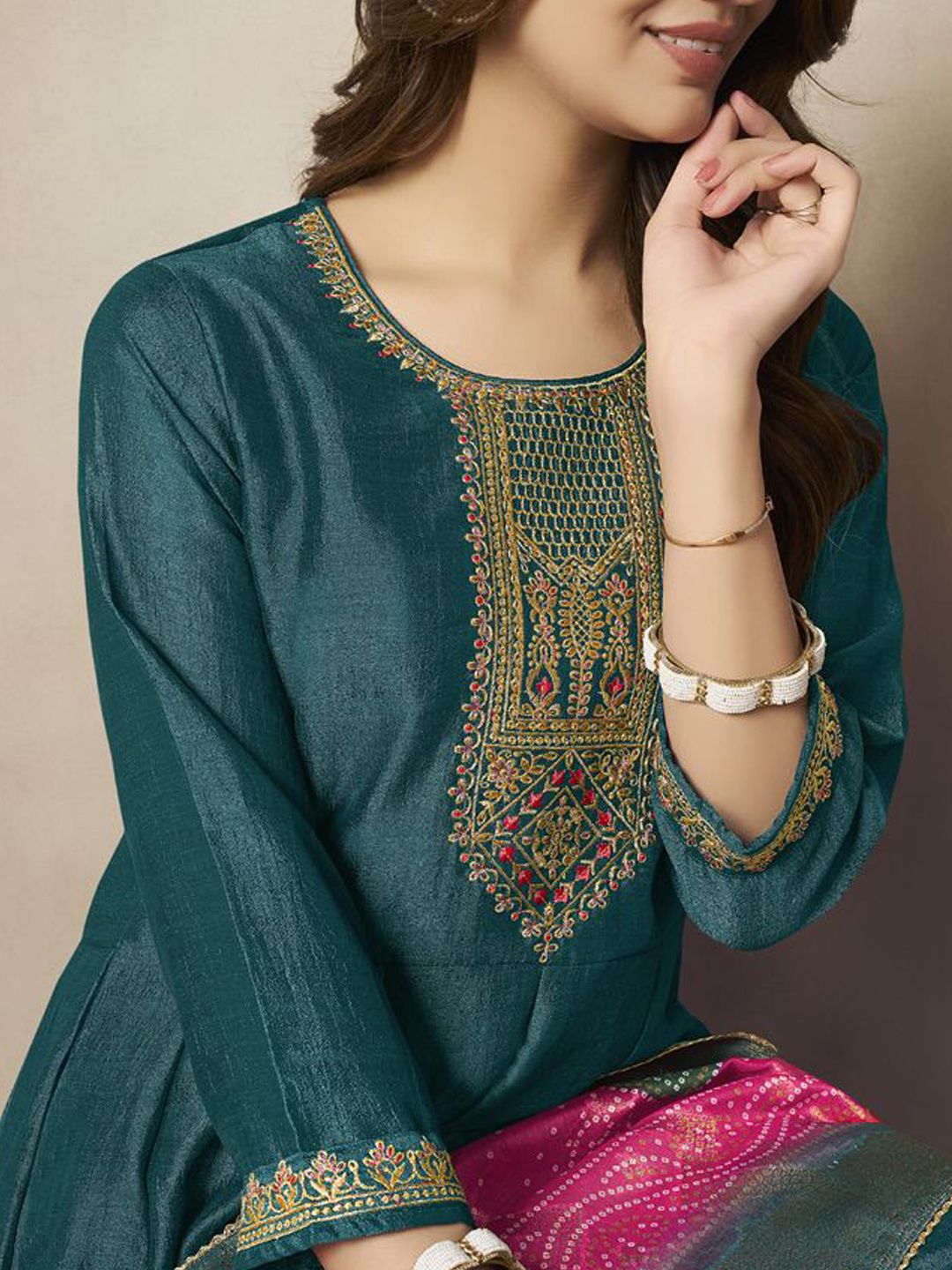 Label khoj Beautiful Anarkali kurta With Pant and Dupatta Set rama Color