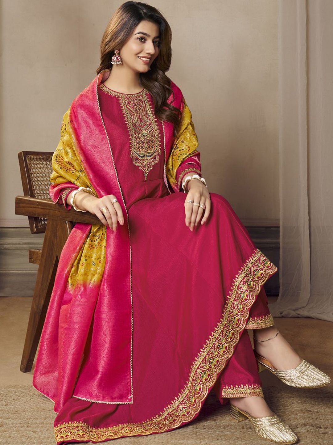 Label khoj Beautiful Anarkali kurta With Pant and Dupatta Set rani Color