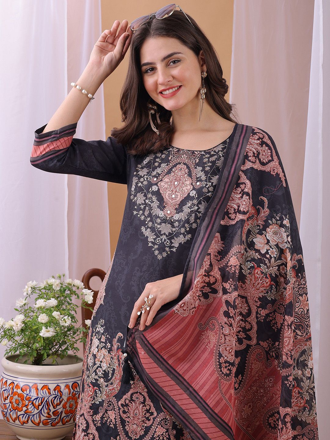 Label Khoj Women's Dark Grey Silk Blend Handwork Kurta with Pant and Dark Grey Dupatta