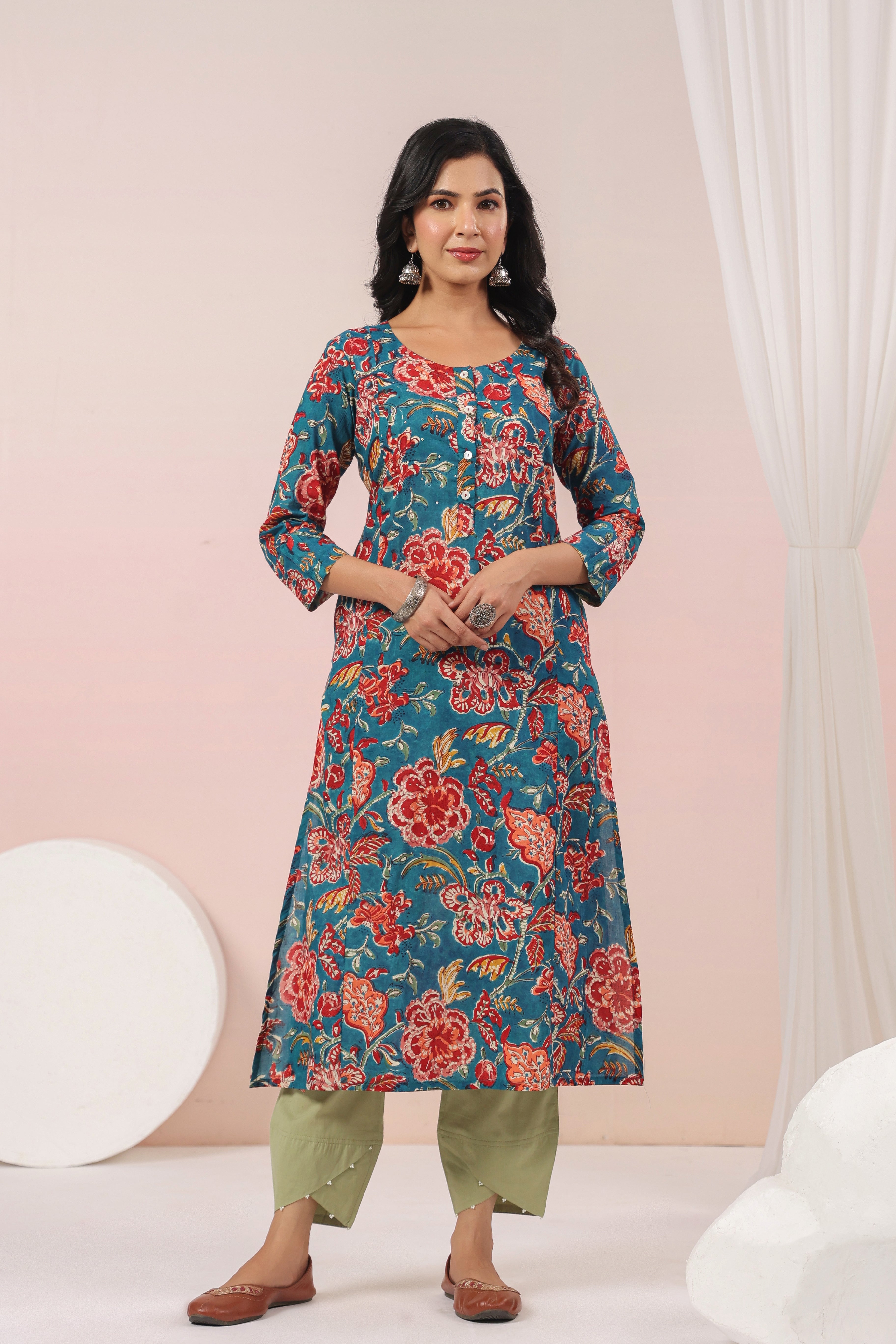 Shuddhi  Green and Red Semi Aline