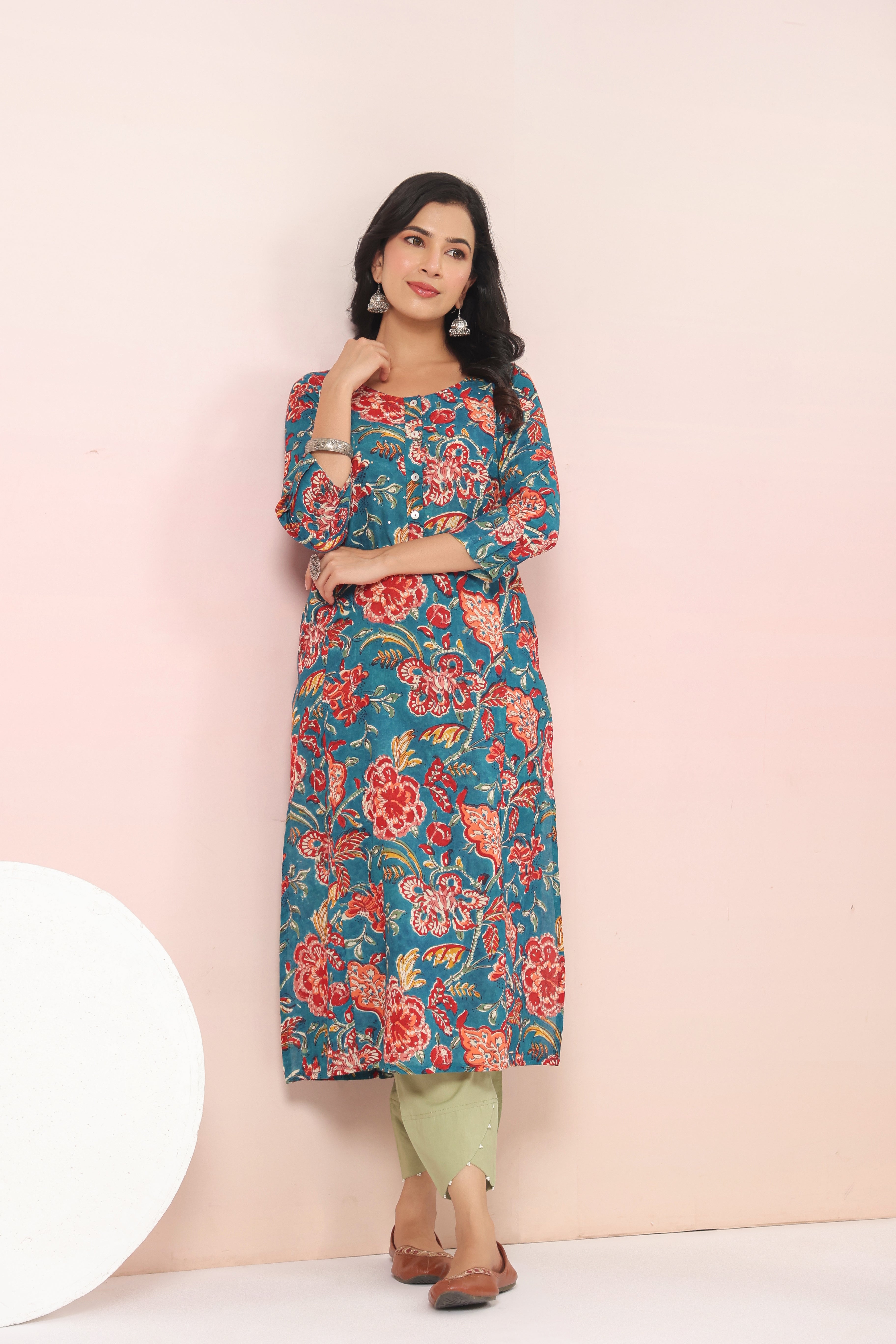 Shuddhi  Green and Red Semi Aline