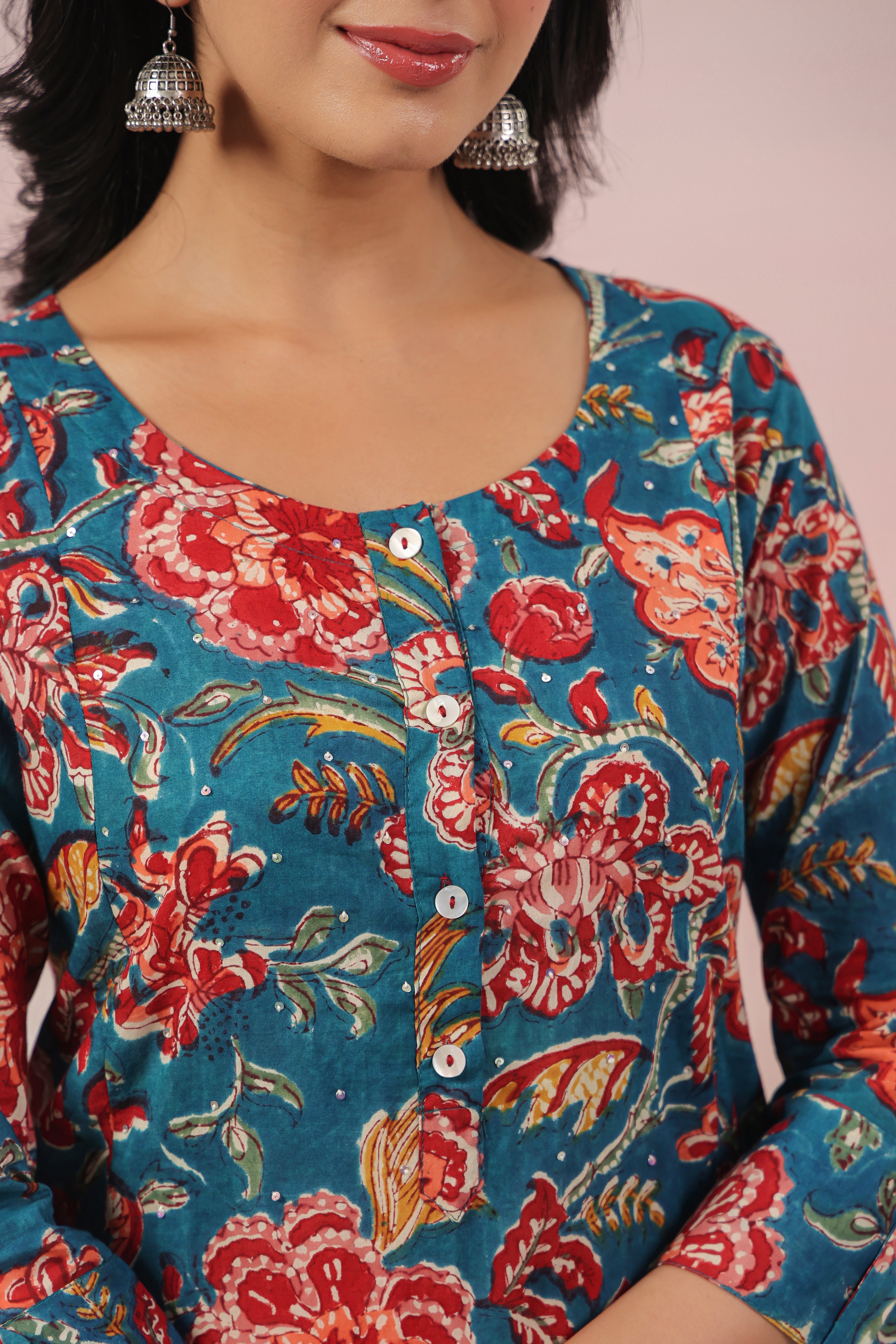 Shuddhi  Green and Red Semi Aline