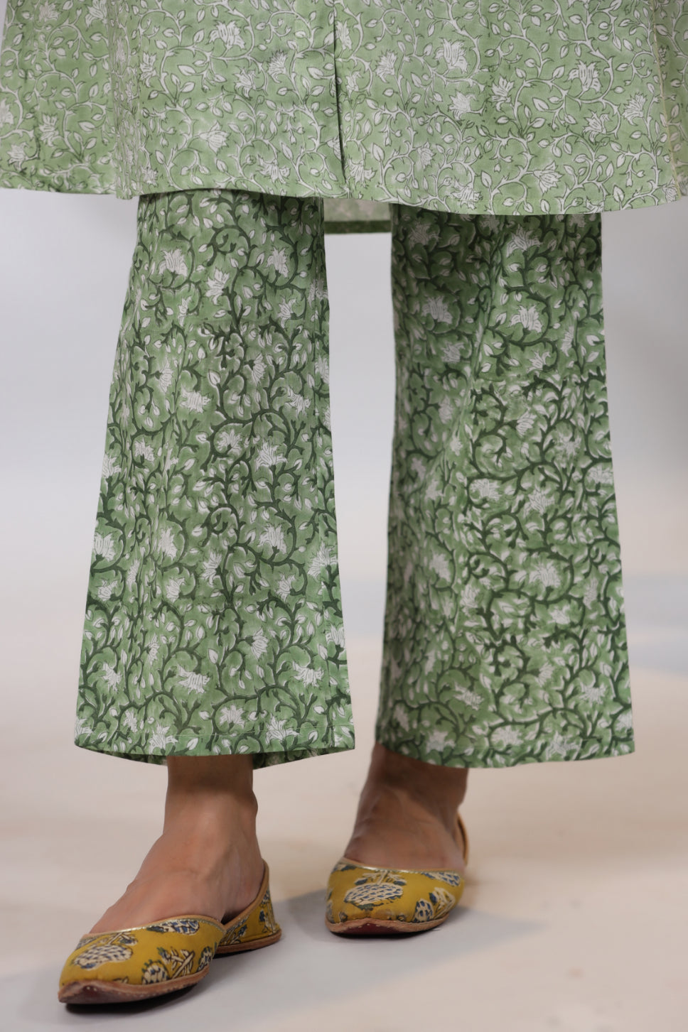 Grass Green 3-Piece Co-Ord Set With Shrug