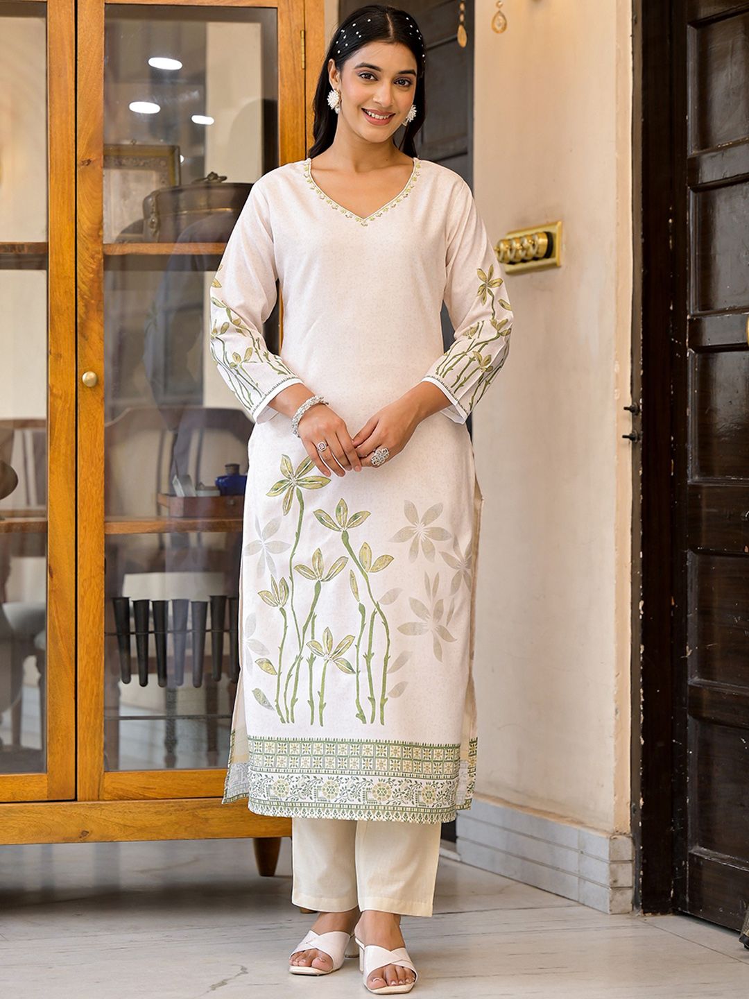 Label Khoj Women Lilen Print Kurta, Trouser And Dupptta Set Linen Cream Color