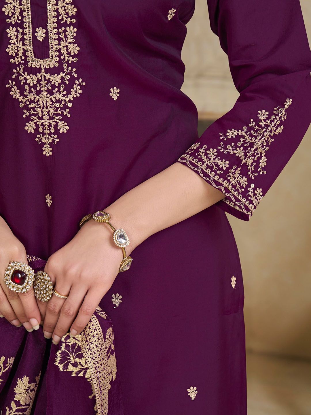 Label Khoj Women Roman Silk Embroidery  Work Voilet Color Kurta & Bottom With Dupatta  Set