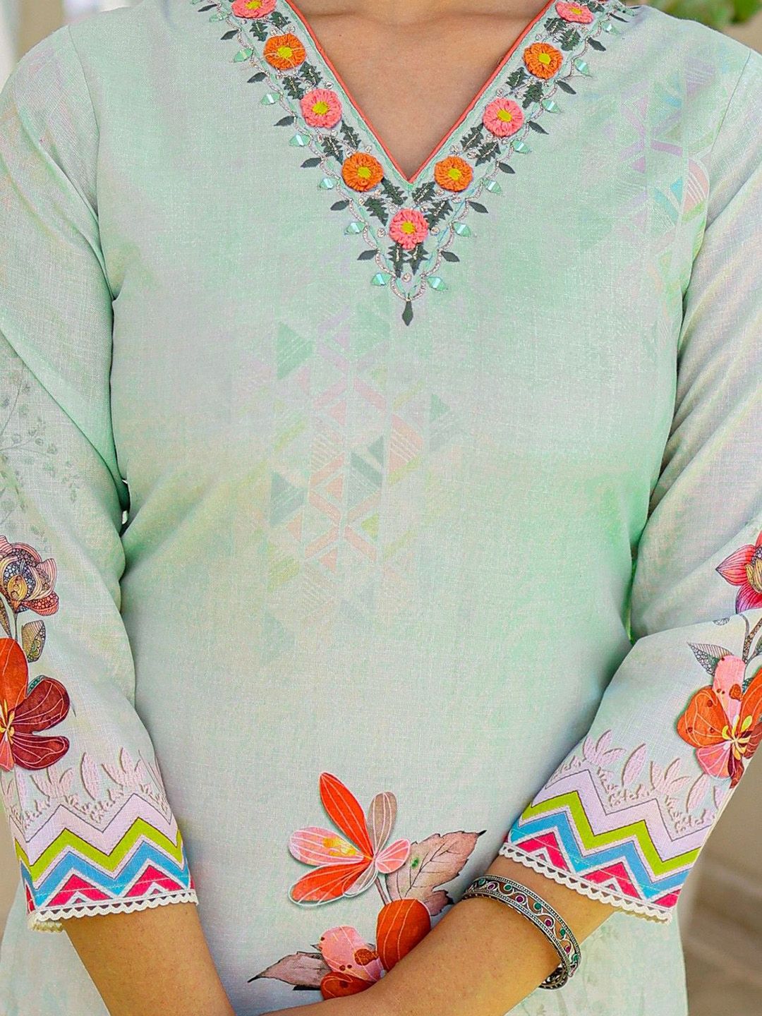 Label Khoj Women Lilen Print Kurta, Trouser And Dupptta Set Linen Green Color