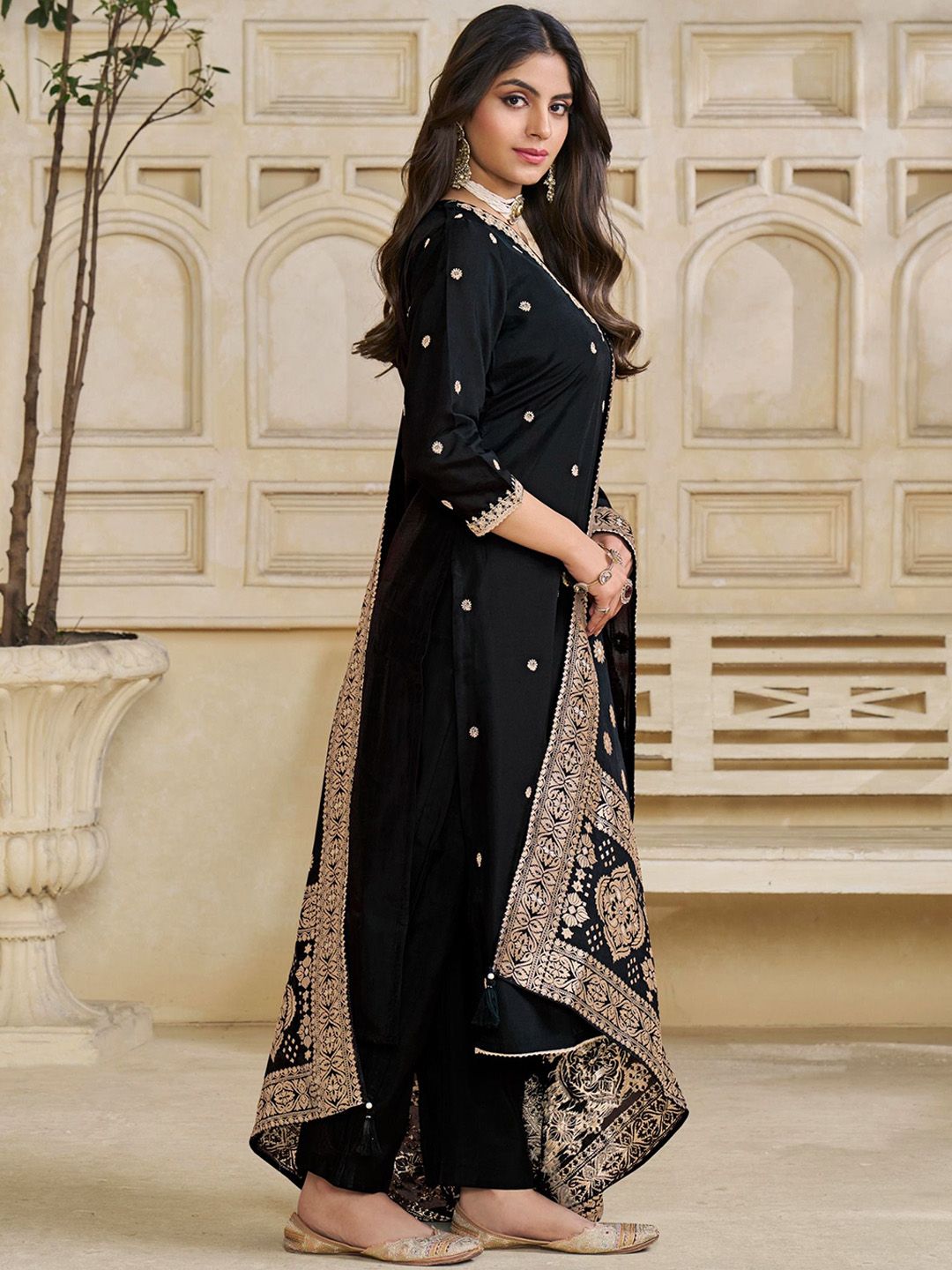 Label Khoj Women Roman Silk Embroidery  Work Black Color Kurta & Bottom With Dupatta  Set