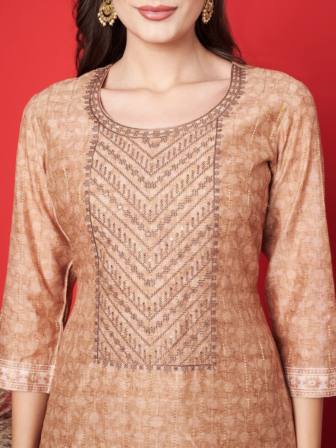 Label khoj chanderi kurta with bottom and dupptta setBeige Color