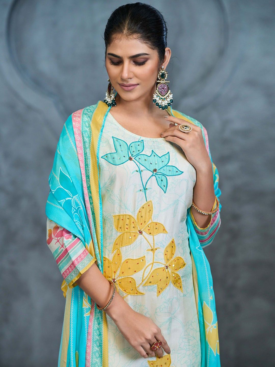 Label khoj Pure viscose maslin with hand work Kurta ,trouser and dupptta set