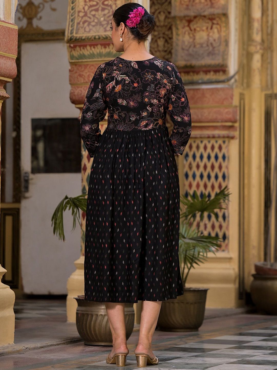 Label Khoj Women Rayon print A line Alia kurta with Pocket
