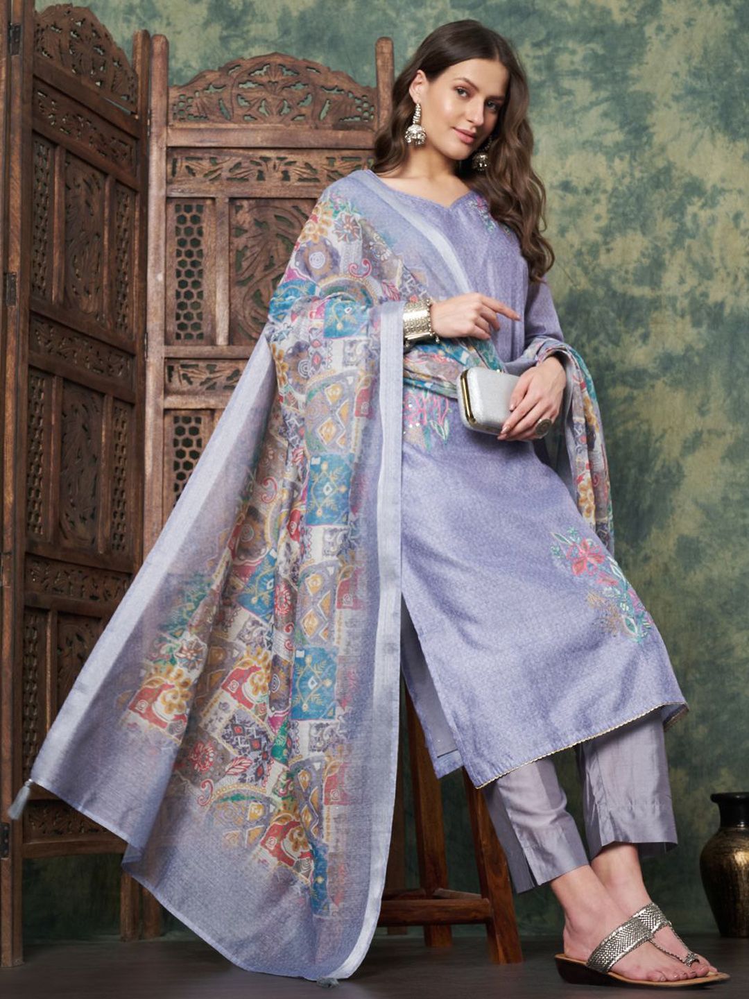 Label Khoj Women's Grey Chanderi Embroidered Kurta with Pant and Grey Dupatta