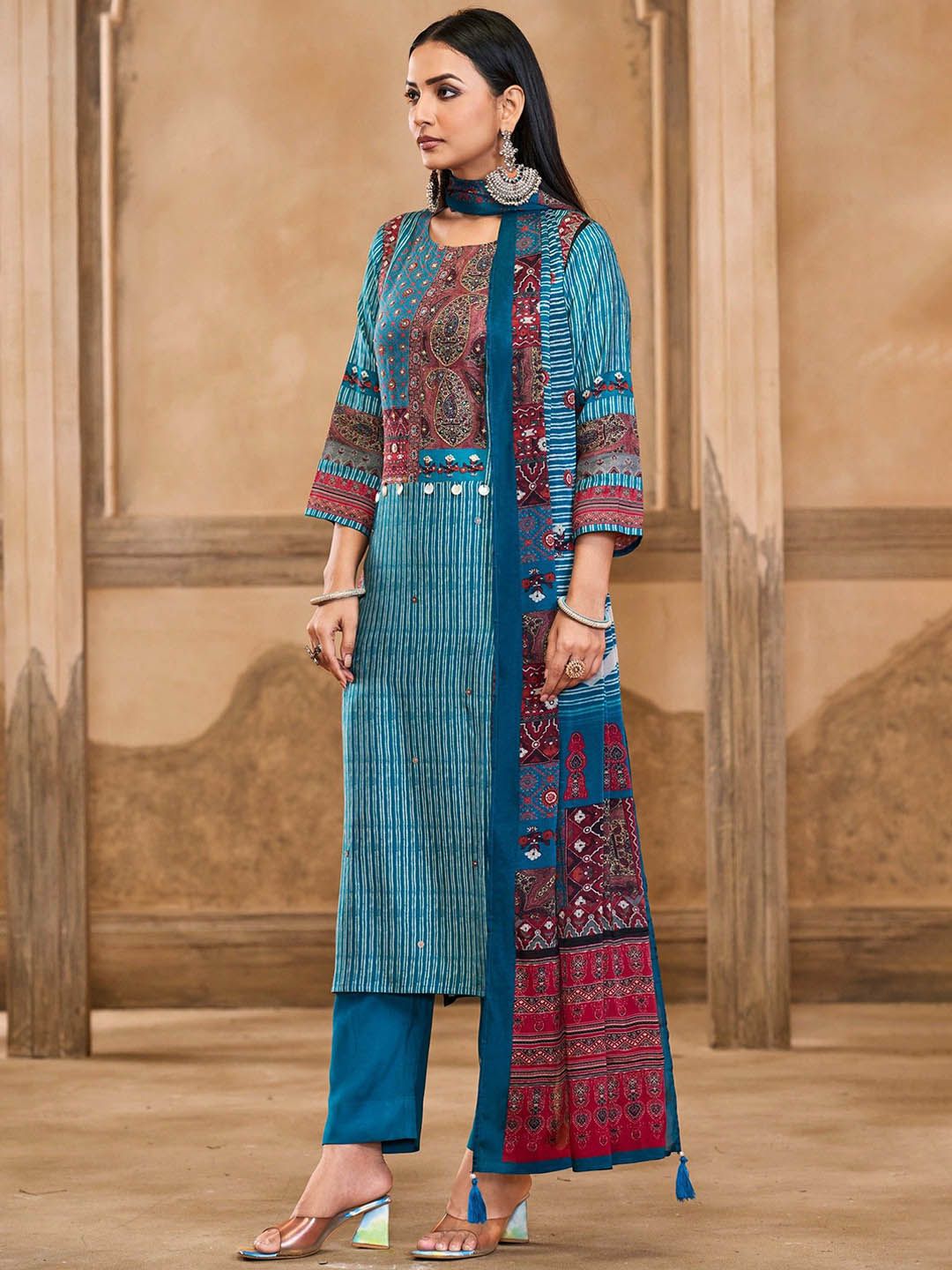Label khoj Women maslin priint kurta, trouser and dupptta set