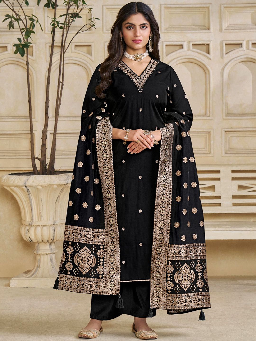 Label Khoj Women Roman Silk Embroidery  Work Black Color Kurta & Bottom With Dupatta  Set
