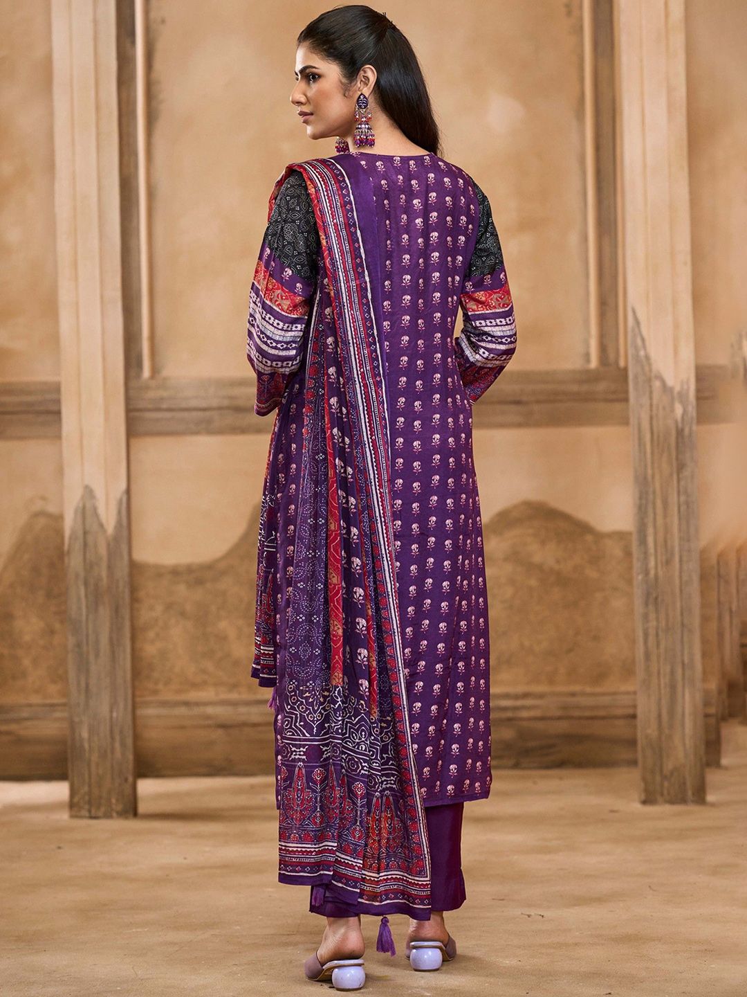 Label khoj Women maslin priint kurta, trouser and dupptta set