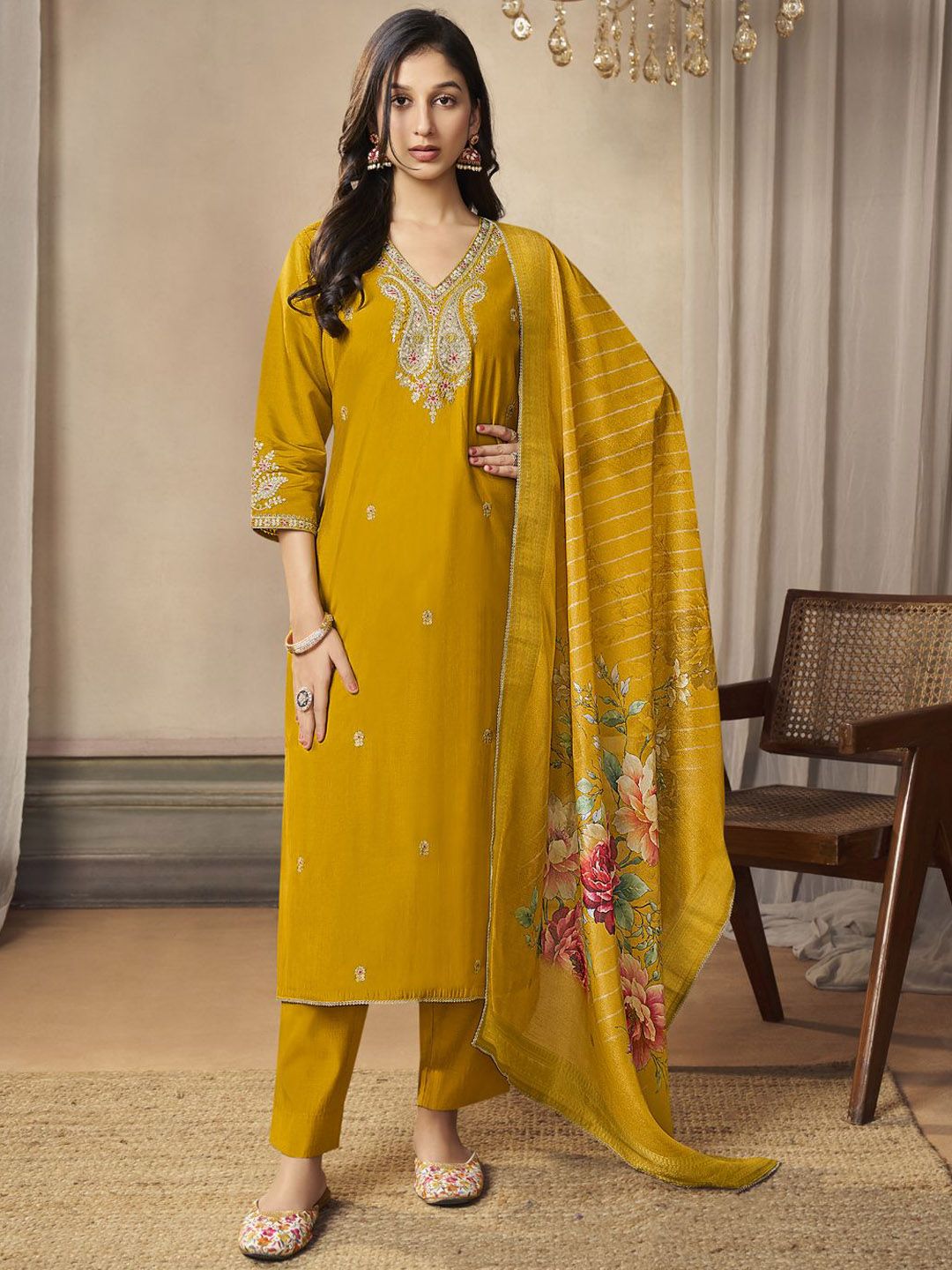 Label khoj women silk blend printed  kurta set