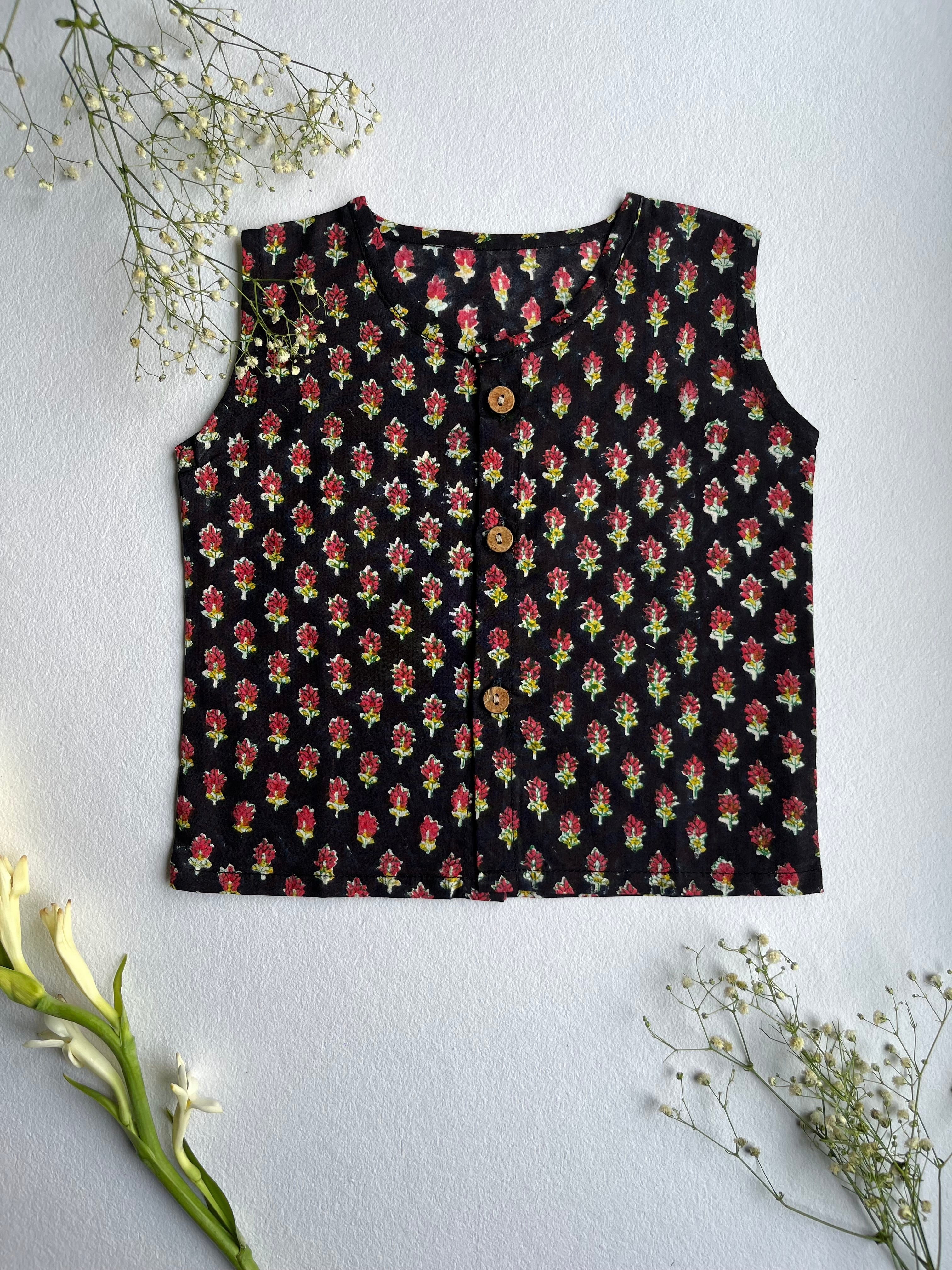 Shuddhi  Black and Red Jhabla set