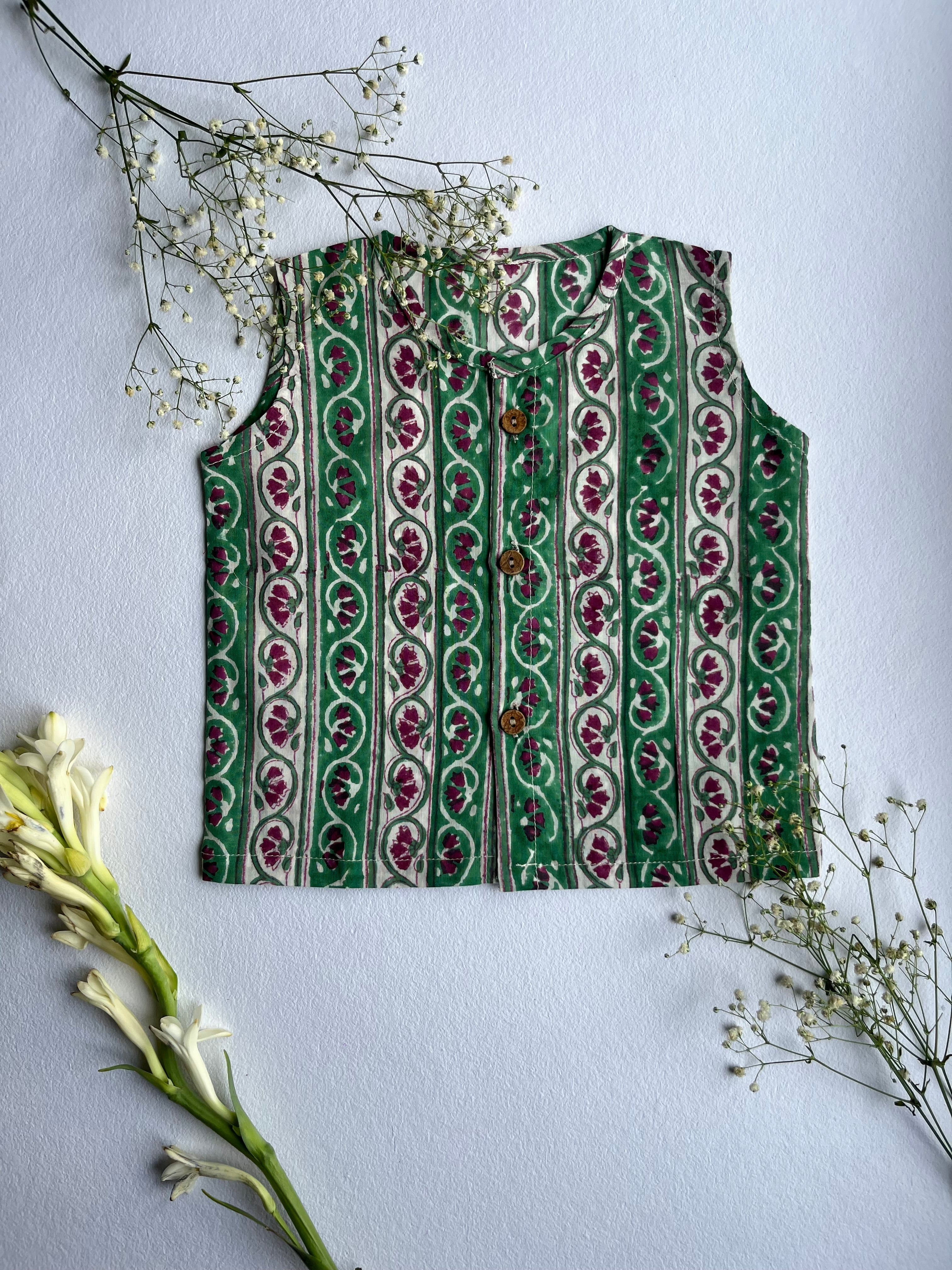 Shuddhi  Green and White Jhabla set