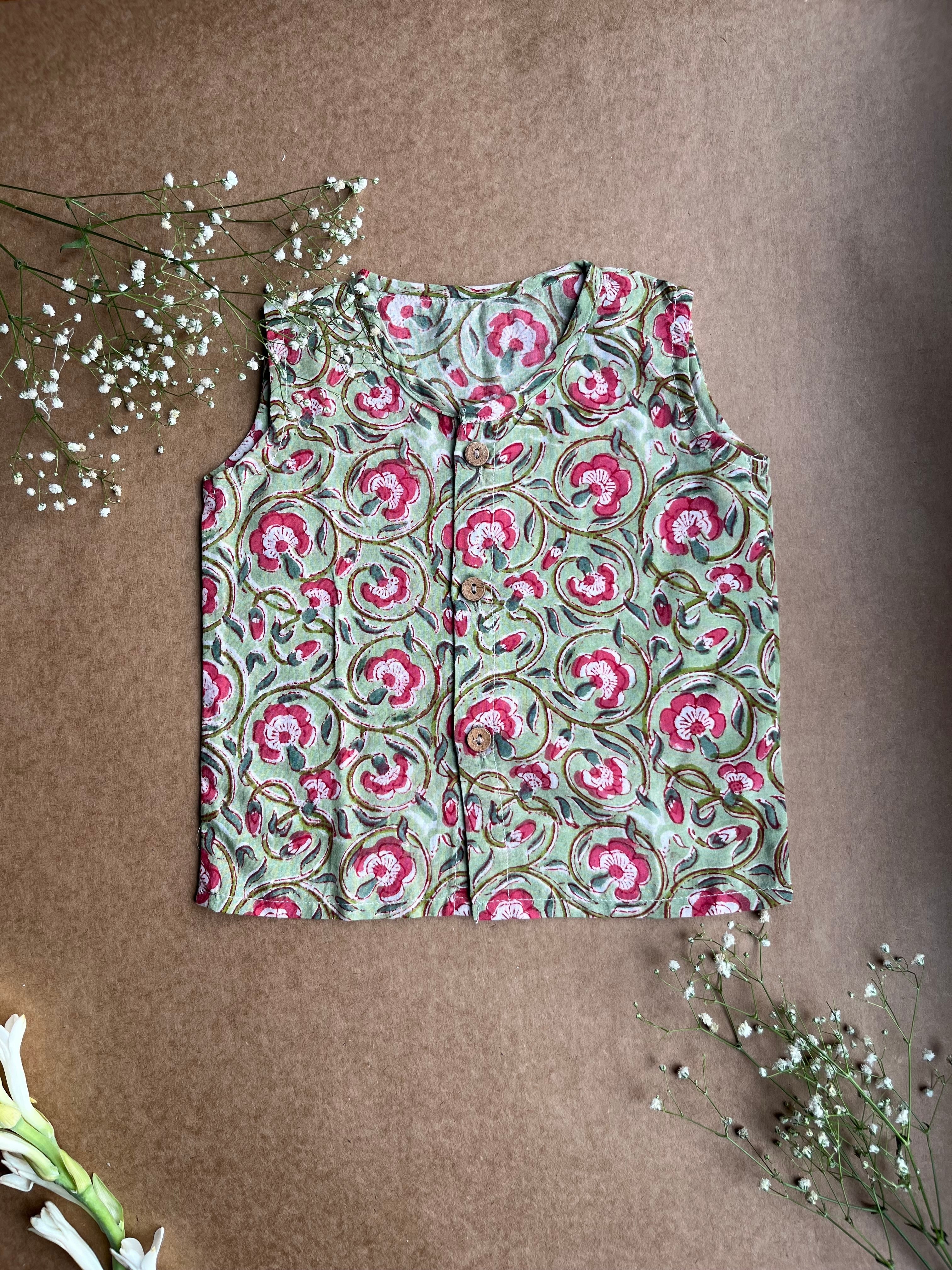 Shuddhi Light green And Red  Jhabla set