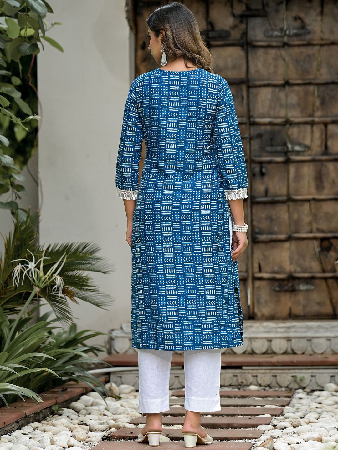 Label Khoj Women  Cotton  Embroidery Blue Color Kurta For Women
