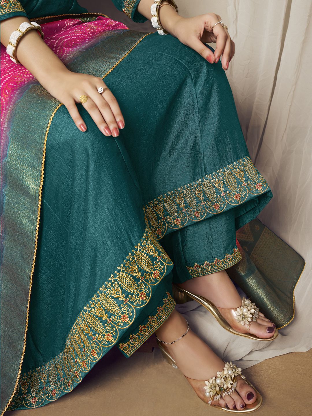 Label khoj Beautiful Anarkali kurta With Pant and Dupatta Set rama Color