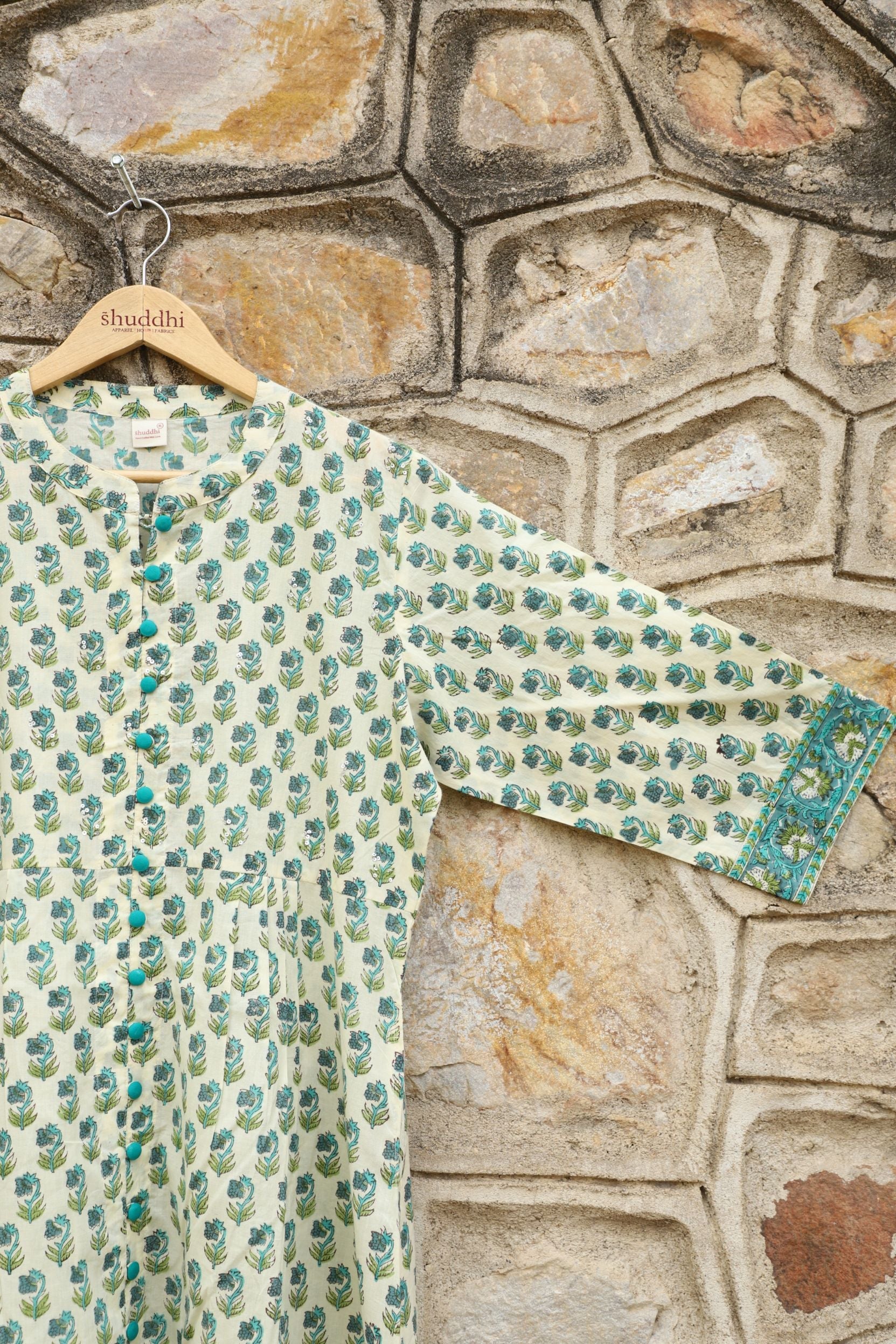 Tiffany Green With A Combination Of Beige