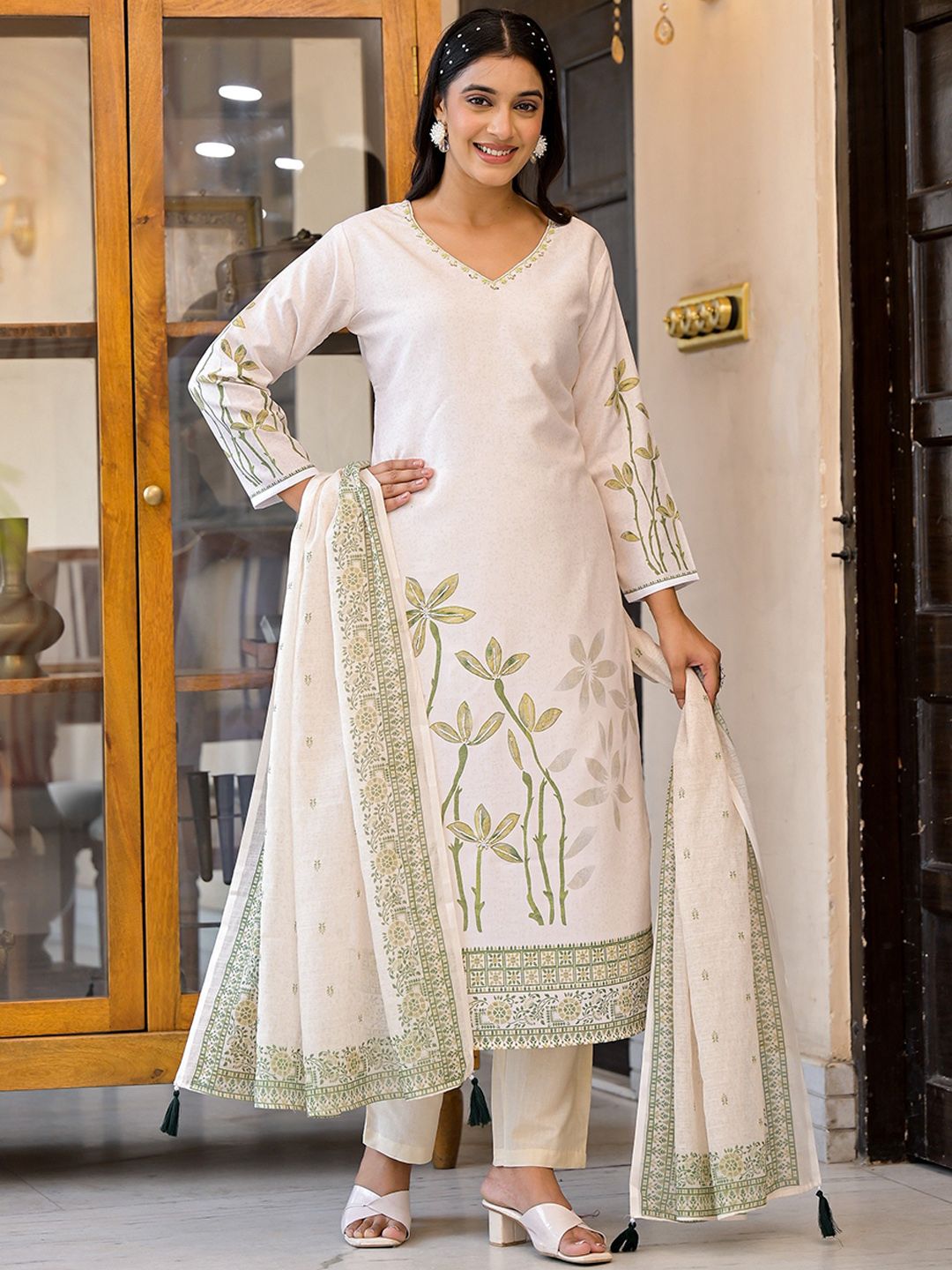Label Khoj Women Lilen Print Kurta, Trouser And Dupptta Set Linen Cream Color